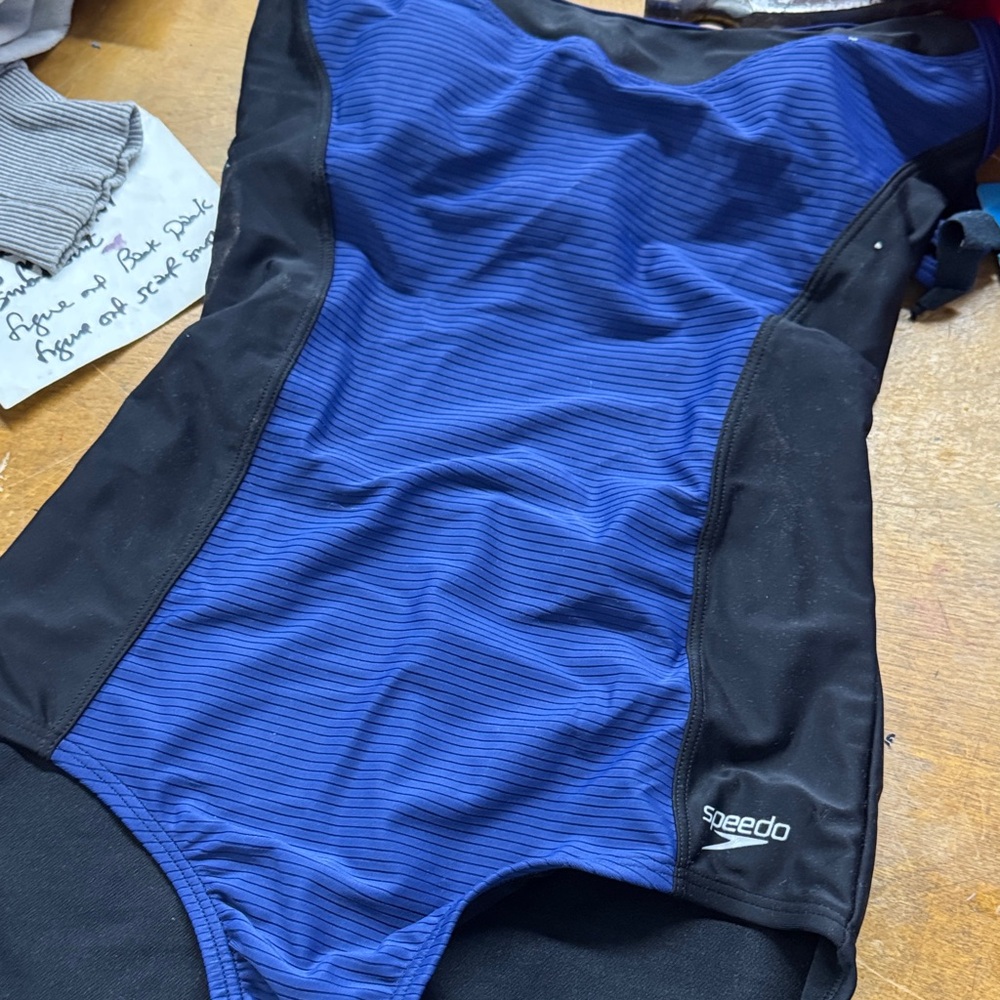 NWT Speedo Women's Blue and Black Swimsuitcolor block size medium